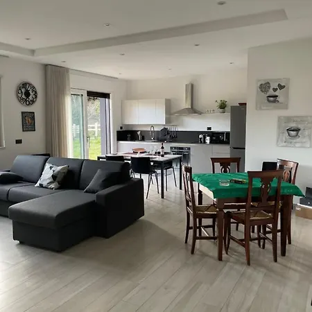 La Casa Nel Bosco Apartment