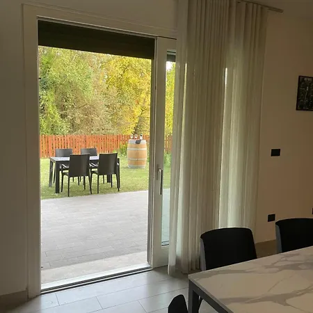 La Casa Nel Bosco Apartman *